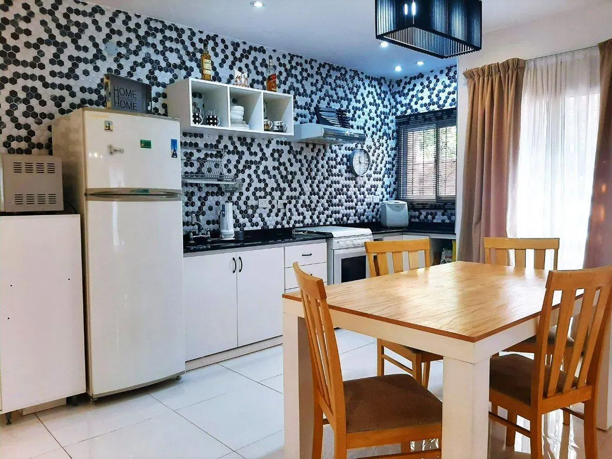 VENTA CASA 3 AMBIENTES GRAL RODRIGUEZ APTO CREDITO 2