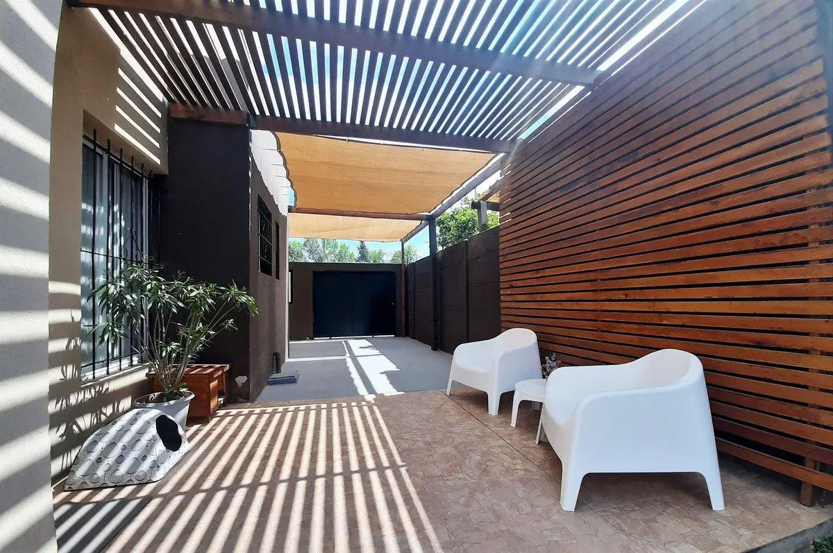 VENTA CASA 3 AMBIENTES GRAL RODRIGUEZ APTO CREDITO 4