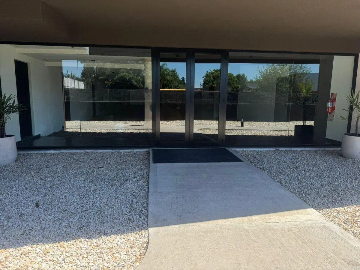 VENTA DEPARTAMENTO 2 AMBIENTES HURLINGHAM 8