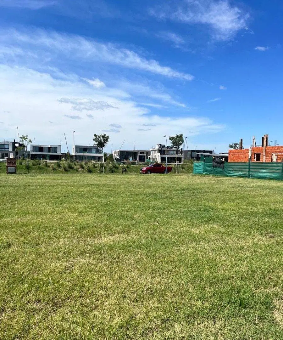VENTA LOTE EN  B° RIBERAS - ESCOBAR 2