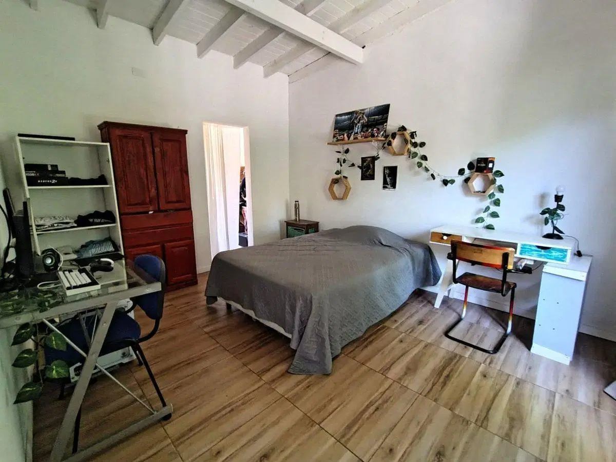 VENTA CASA 5 AMBIENTES C/COCHERA ITUZAINGO NORTE 5