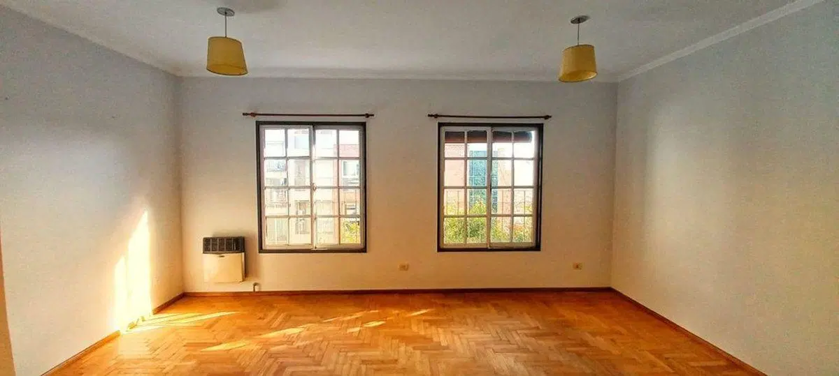 Venta Departamento Morón 2 Amb Cochera FINANCIA 5