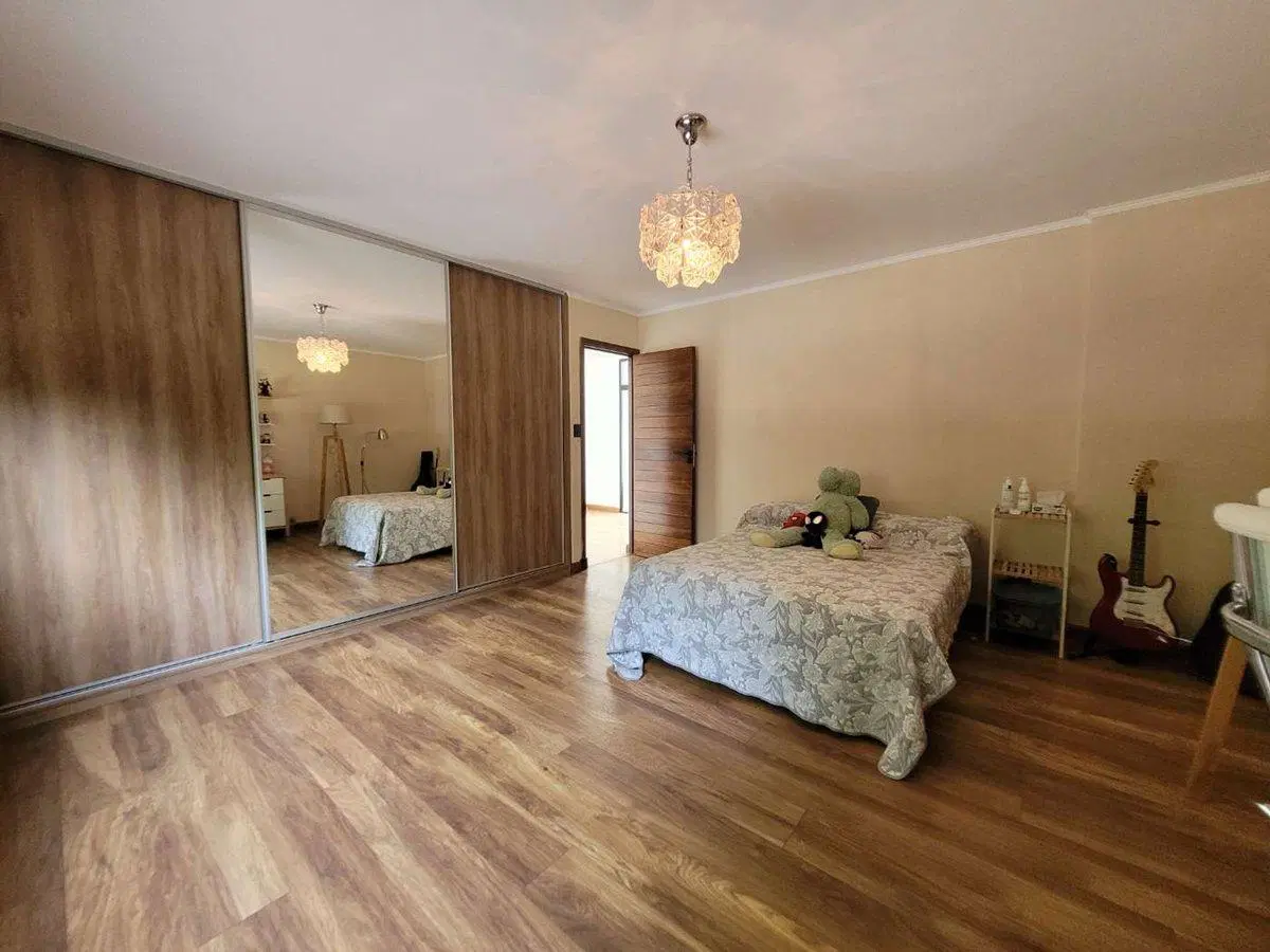 VENTA CASA 6 AMB SAUNA JACUZZI PILETA PERMUTA 8