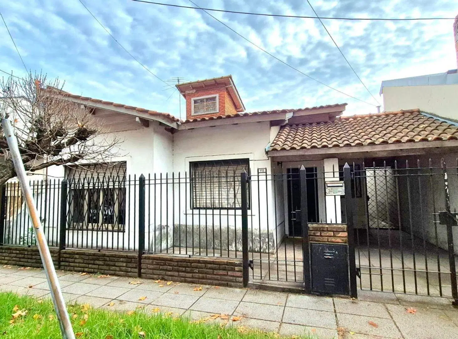 VENTA CASA 3 AMB MORÓN COCHERA JARDÍN 2