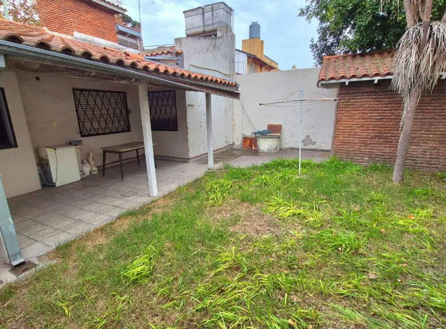 VENTA CASA 3 AMB MORÓN COCHERA JARDÍN 4