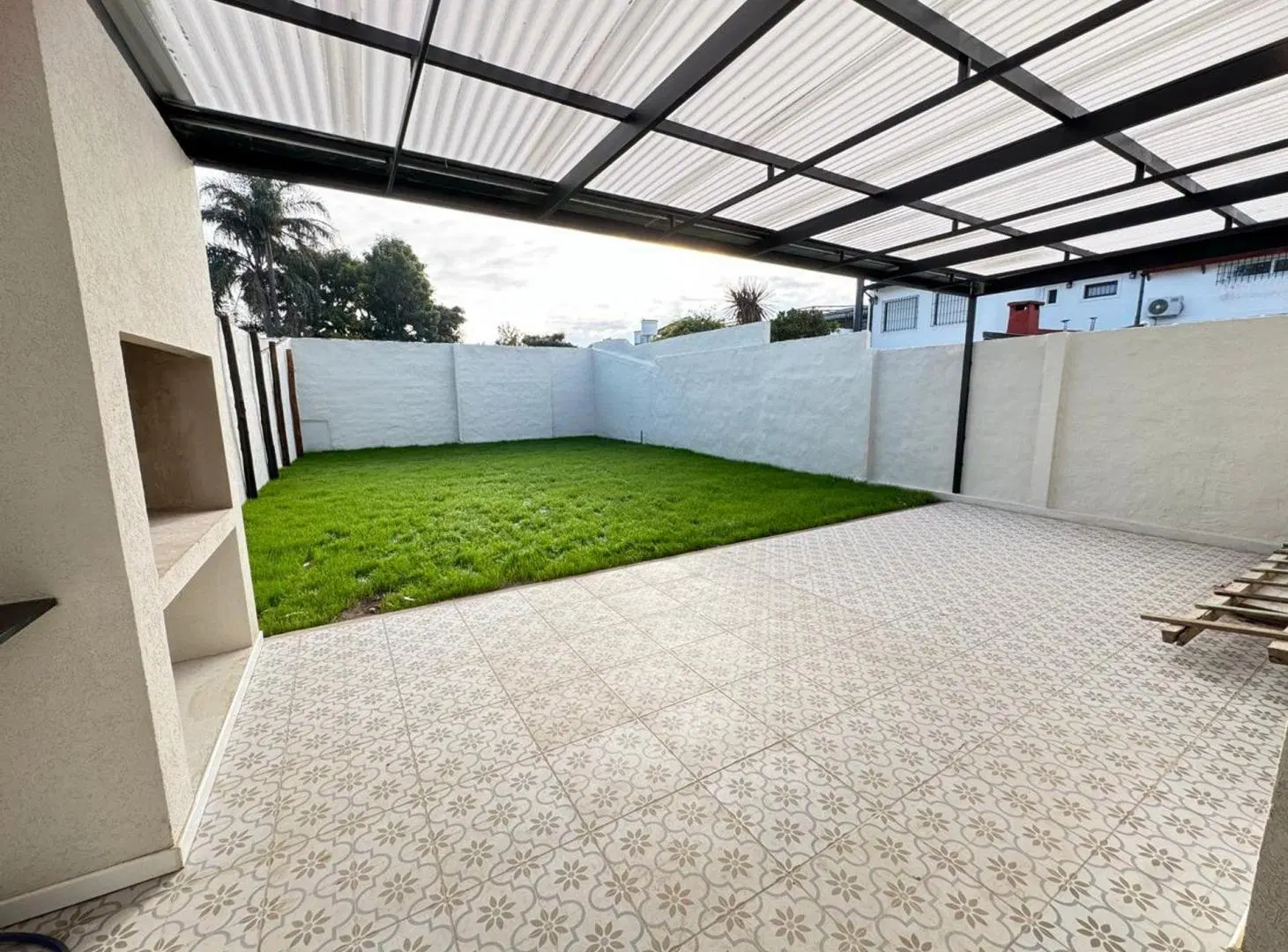 VENTA CASA 4 AMB PARQUE Y COCHERA - ITUZAINGÓ 4