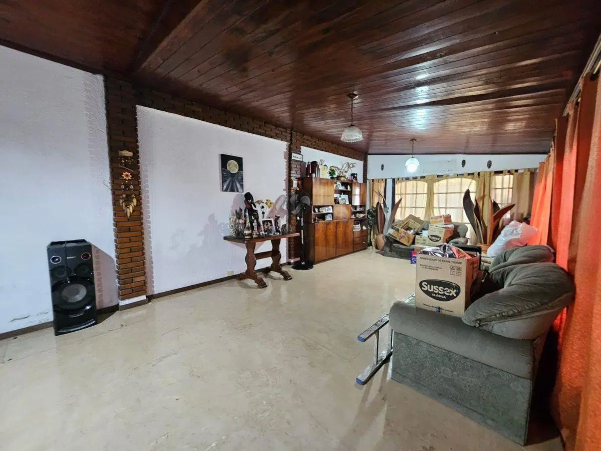 VENTA CASA 4 AMB - MORON- APTO CREDITO 5