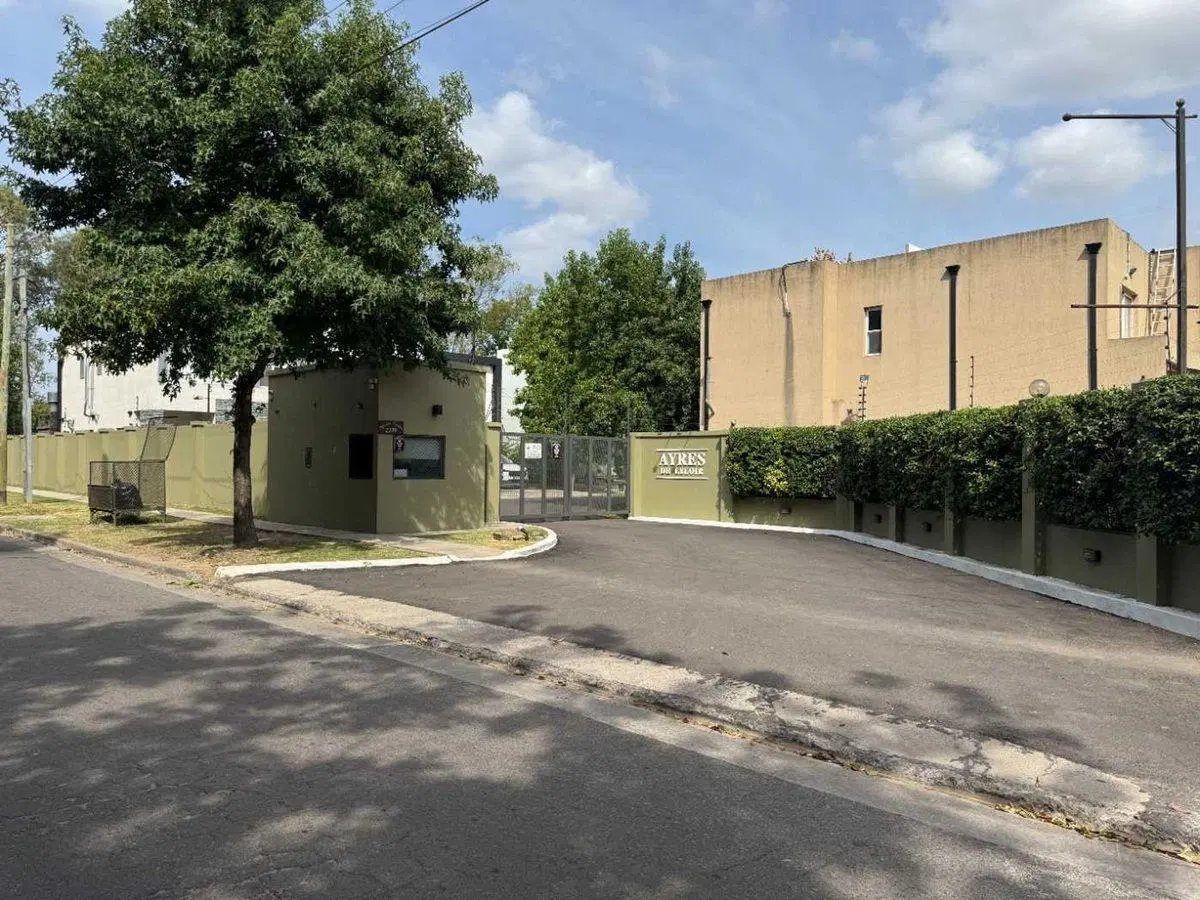 VENTA CASA 4AMB LELOIR ITUZAINGO PILETA APT CREDIT 8