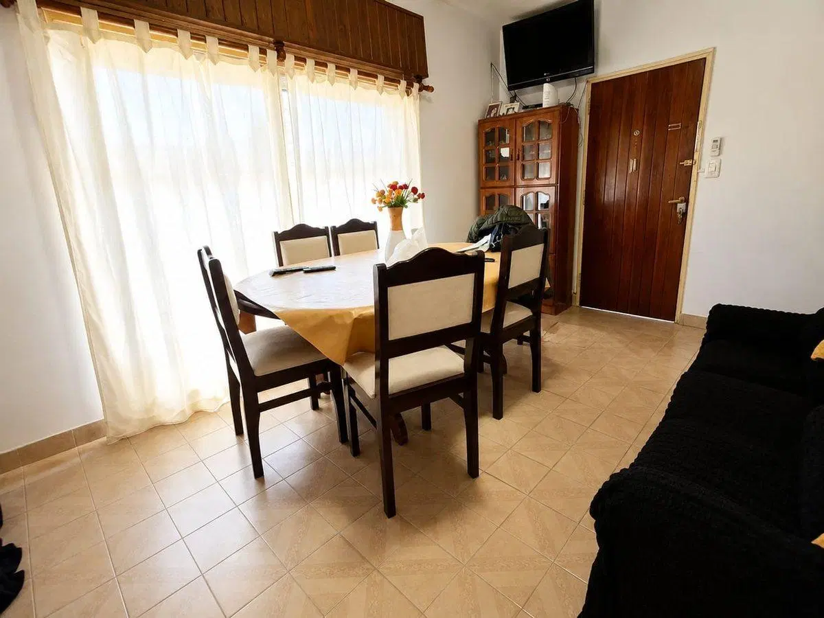 VENTA  LIBERTAD 2 CASAS SOBRE TERRENO PROPIO 2
