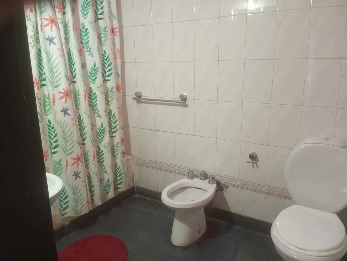 VENTA CASA EN MORENO 8