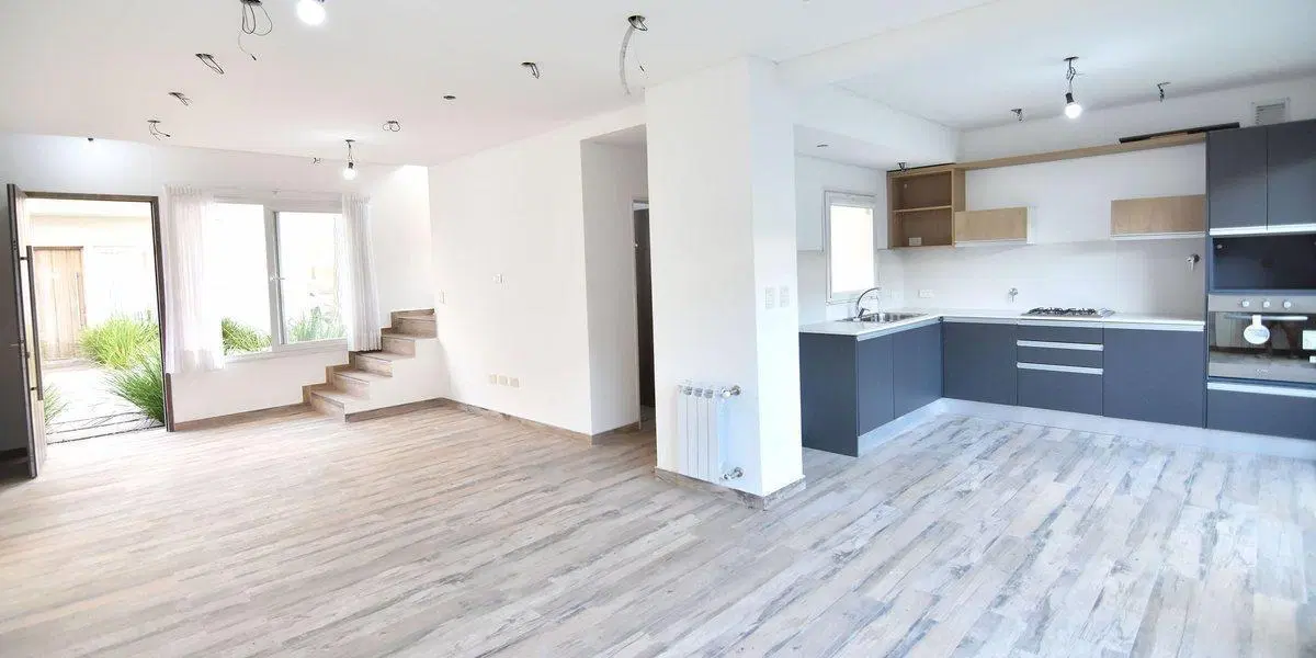 VENTA CASA 4 AMB ITUZAINGO NORTE ESTRENAR COMPLEJO 1