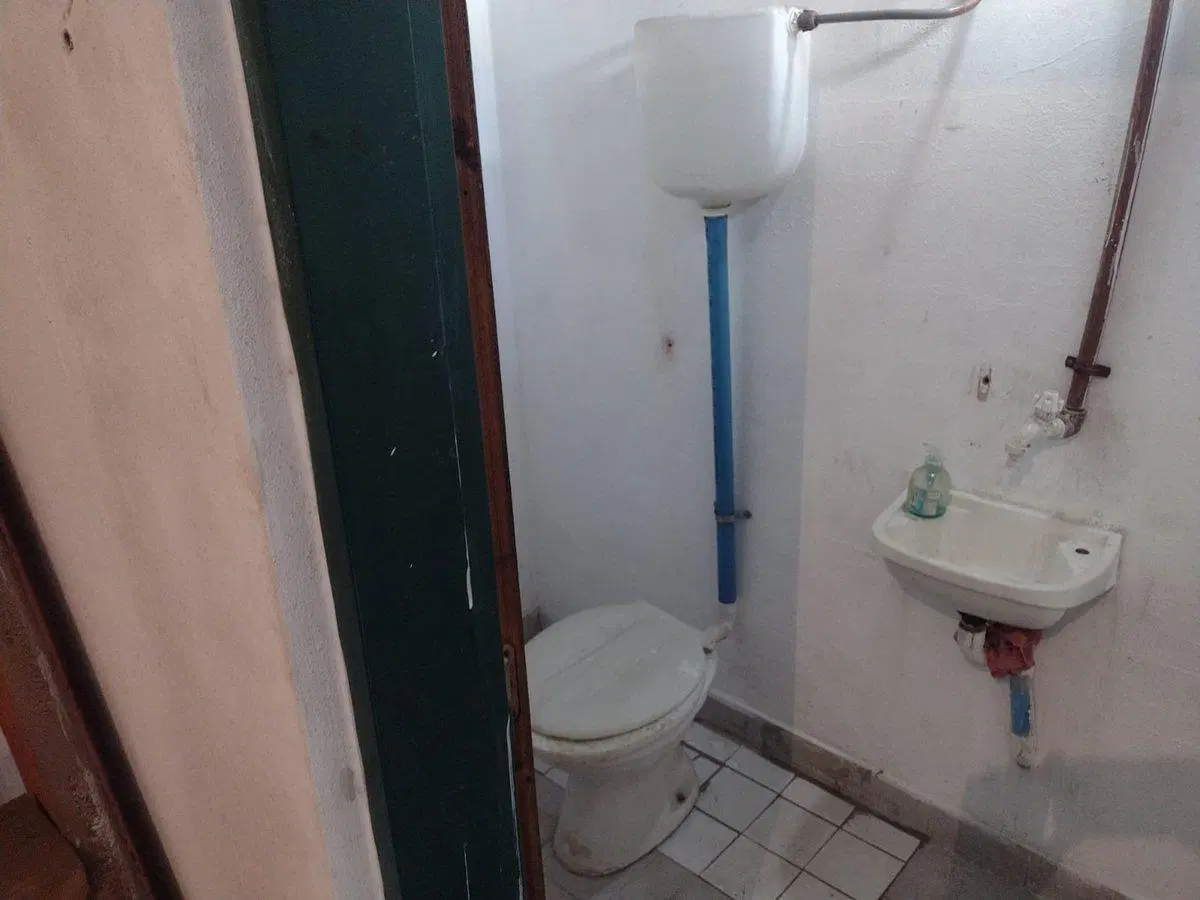 VENTA CASA  MULTIFAMILIAR  APTO CREDITO CASTELAR 2