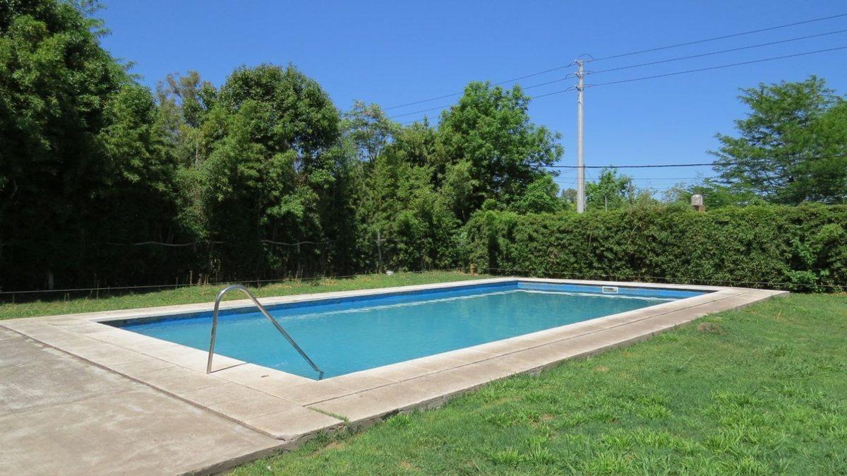 Foto de QUINTA EN VENTA CON QUINCHO Y PISCINA EN LA REJA, imagen 5