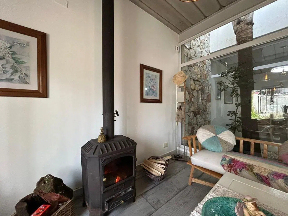 VENTA CASA 4 AMB. APTA CREDITO CASTELAR NORTE 3