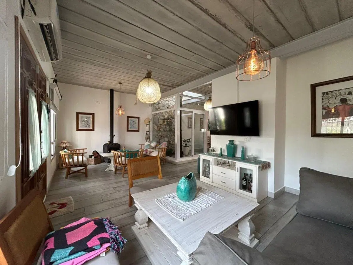 VENTA CASA 4 AMB. APTA CREDITO CASTELAR NORTE 2