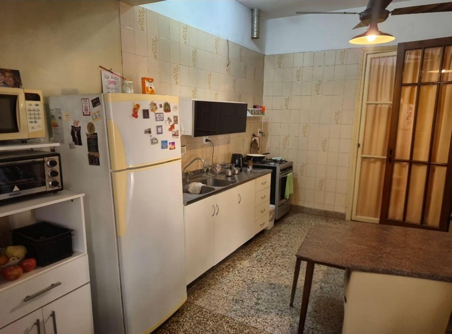 Foto de CASA VENTA 4 AMBIENTES EN HAEDO 3 CUADRA ESTACION, imagen 4