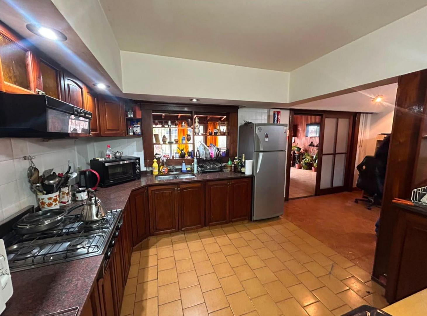 Foto de VENTA CASA 4AMBIENTES DEPOSITO COCHERAS V. MADERO, imagen 5