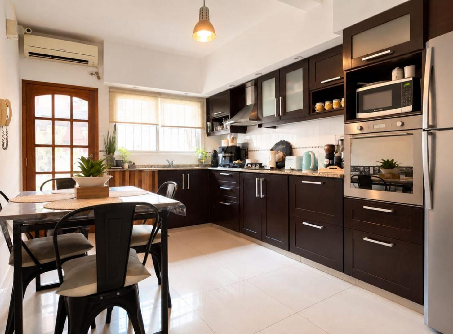 Foto de VENTA TRIPLEX 4 AMB TERRAZA Y PATIO RAMOS MEJIA, imagen 2