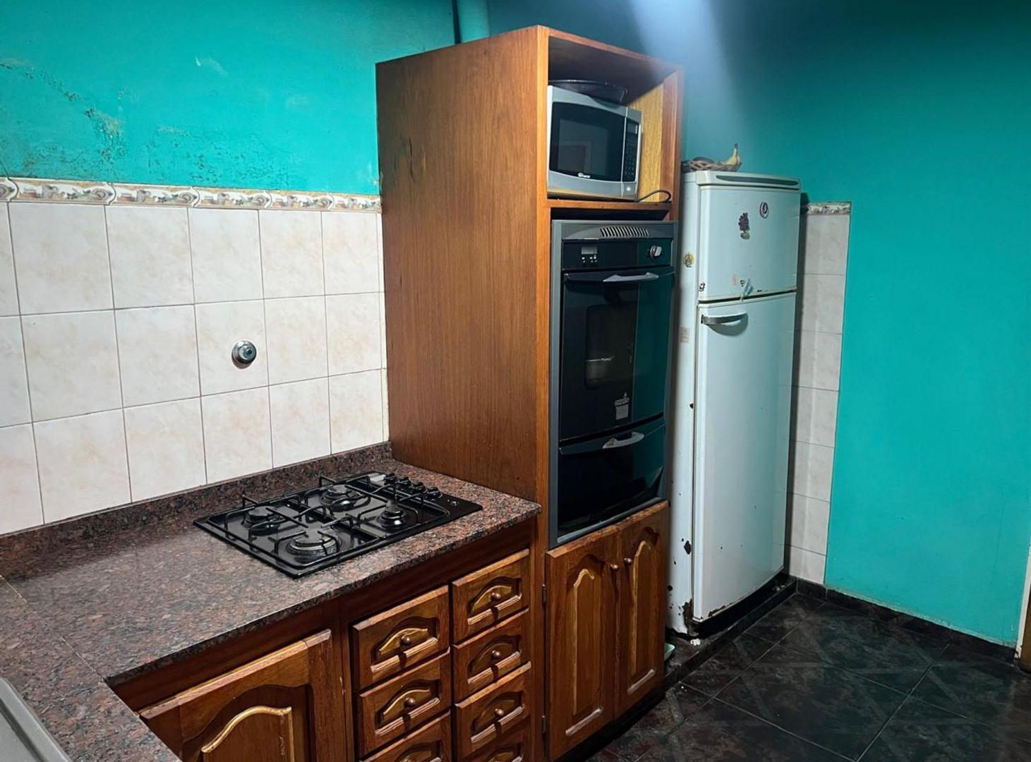 Foto de Venta Casa 4 amb San Vicente con garage y jardín., imagen 1