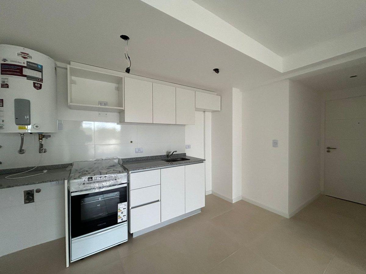 Foto de VENTA DEPTO 3 AMB. C/BALCÓN Y COCHERA - ITUZAINGÓ, imagen 5