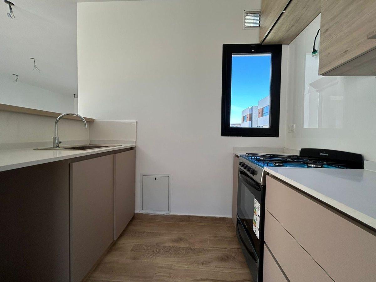Foto de VENTA CASA EN COMPLEJO CERRADO 4 AMB- PILAR, imagen 3