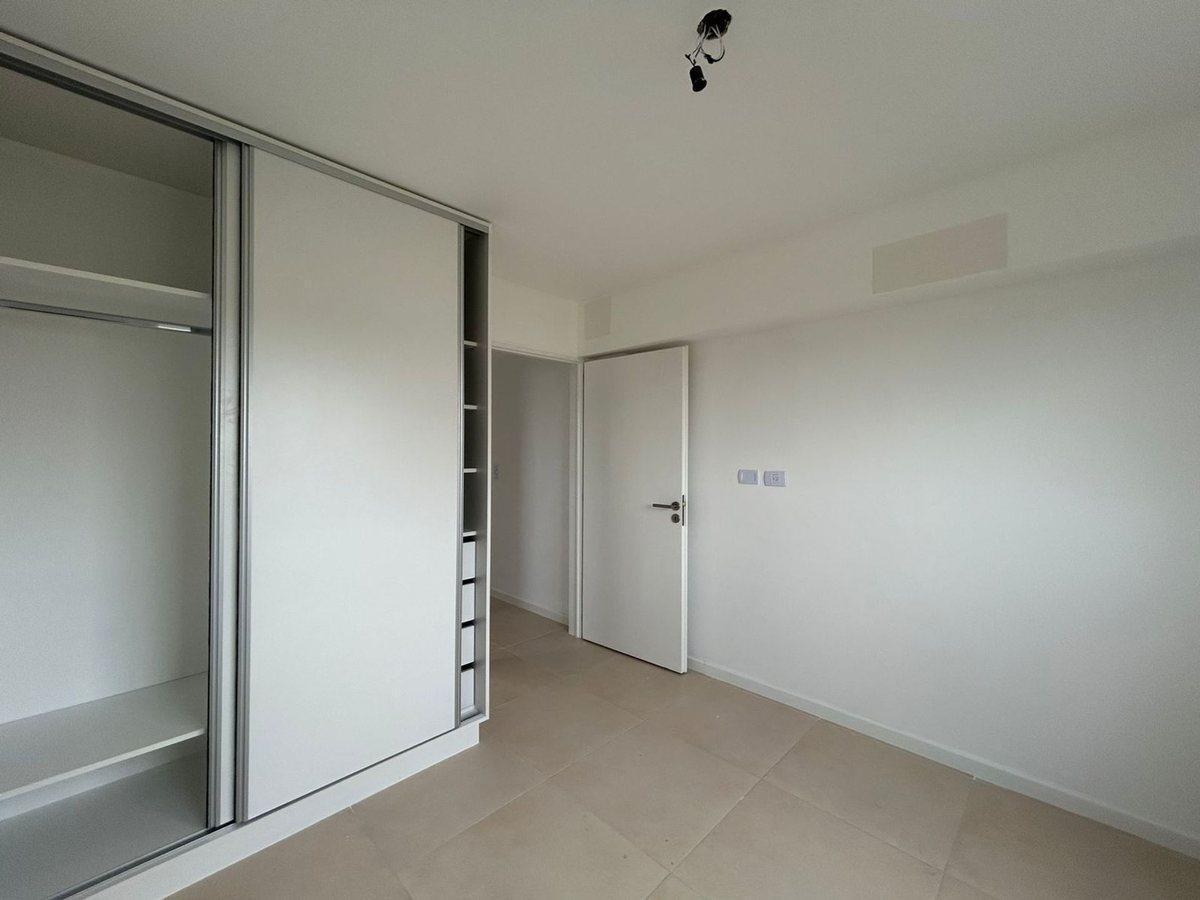 Foto de VENTA DEPTO 3 AMB. C/BALCÓN Y COCHERA - ITUZAINGÓ, imagen 1