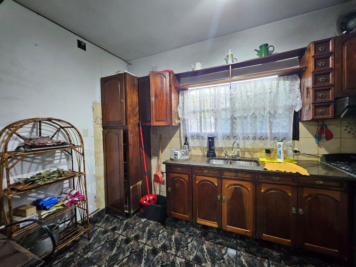 Foto de VENTA CASA 4 AMB - MORON- APTO CREDITO, imagen 3