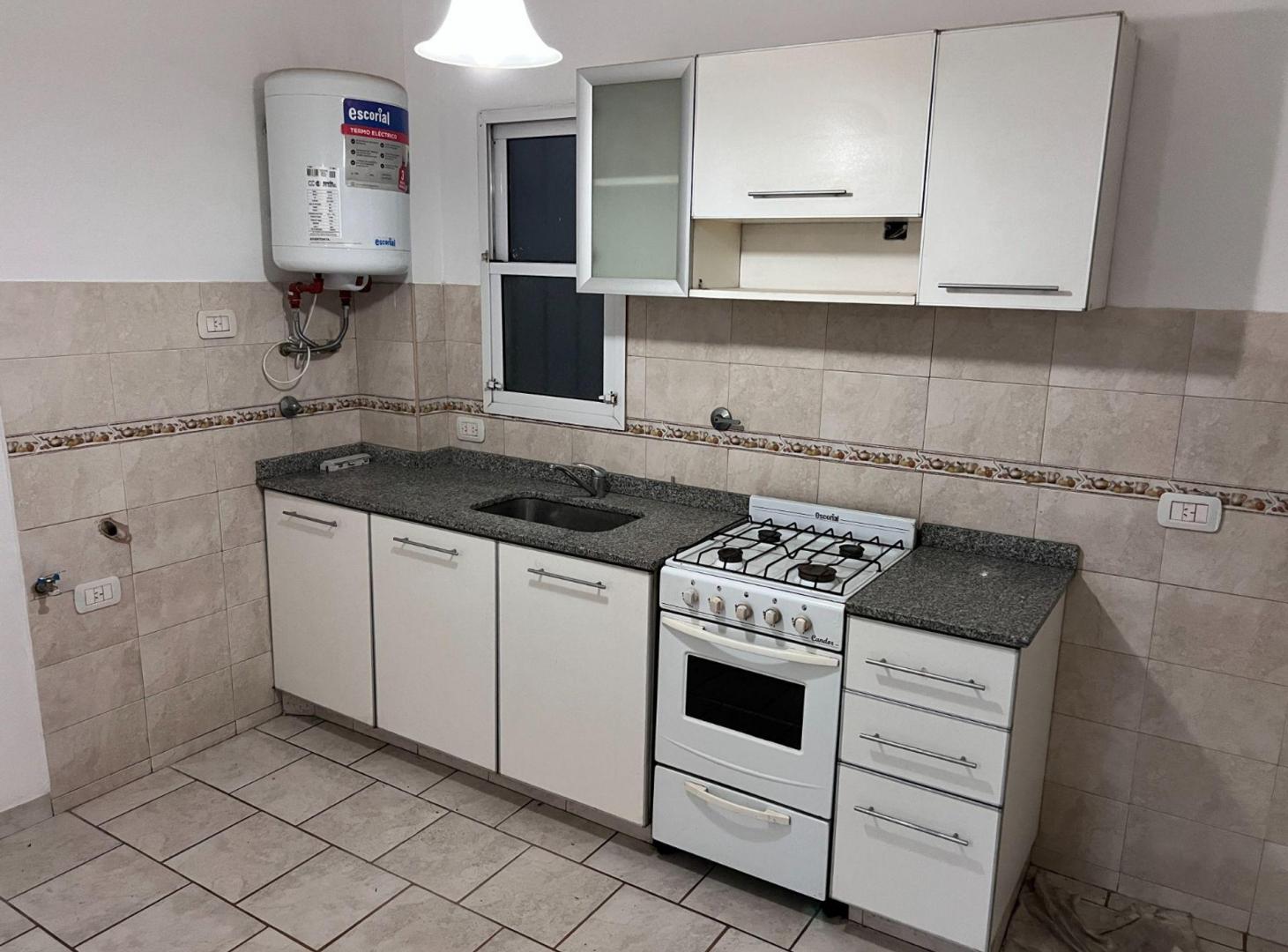 Foto de VENTA DPTO CON COCHERA CUBIERTA HAEDO, imagen 1
