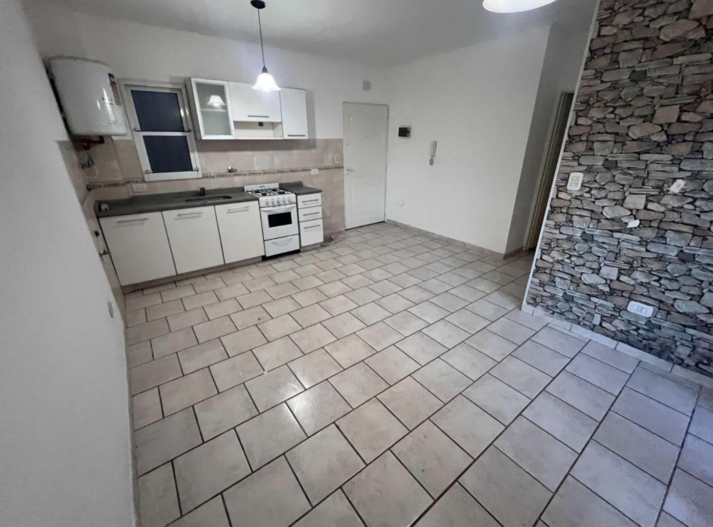 Foto de VENTA DPTO CON COCHERA CUBIERTA HAEDO, imagen 2