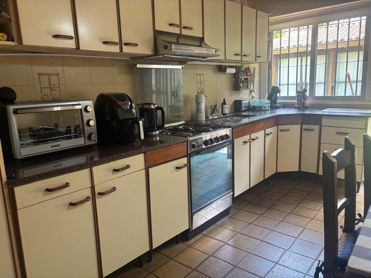 Foto de CASA EN VENTA 4 AMB. CASTELAR NORTE, imagen 1