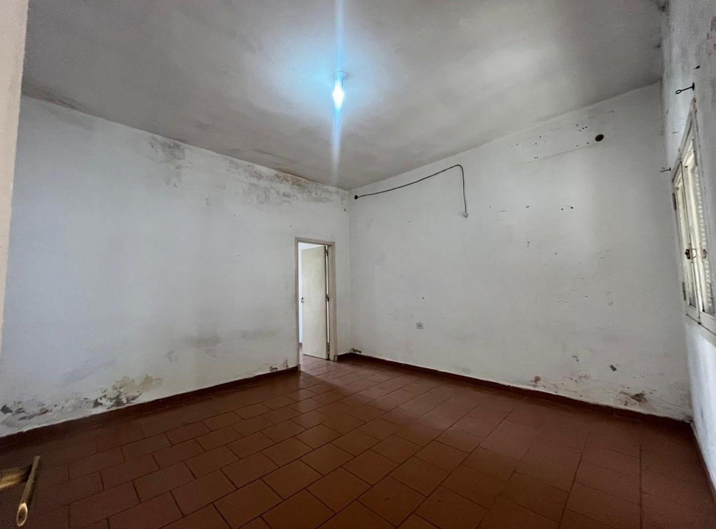 Foto de VENTA 2 CASAS EN LOTE 300 MTS CON COCHERA PALOMAR, imagen 5