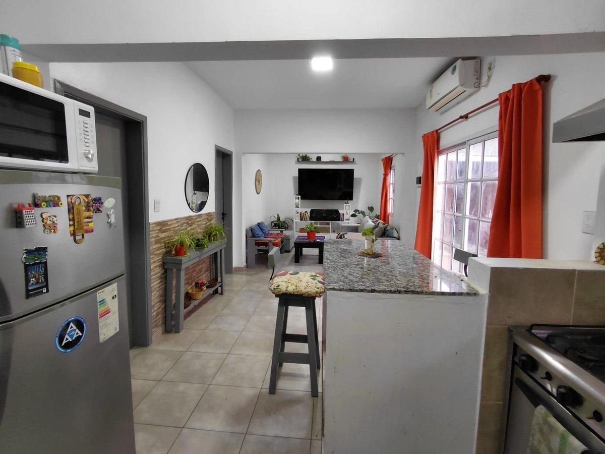 Foto de VENTA PH AL FRENTE 3 AMBIENTES MORON SUR, imagen 3