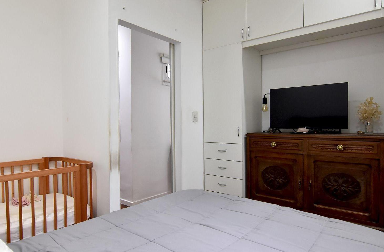 Foto de VENTA DPTO 2 AMB CASTELAR SUR - PATIO APTO CREDITO, imagen 5