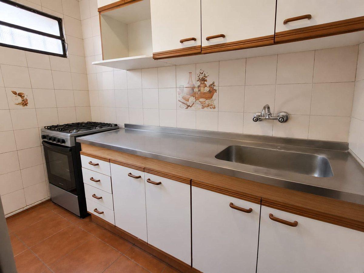 Foto de VENTA LIBERTAD 2 CASAS SOBRE TERRENO PROPIO, imagen 5