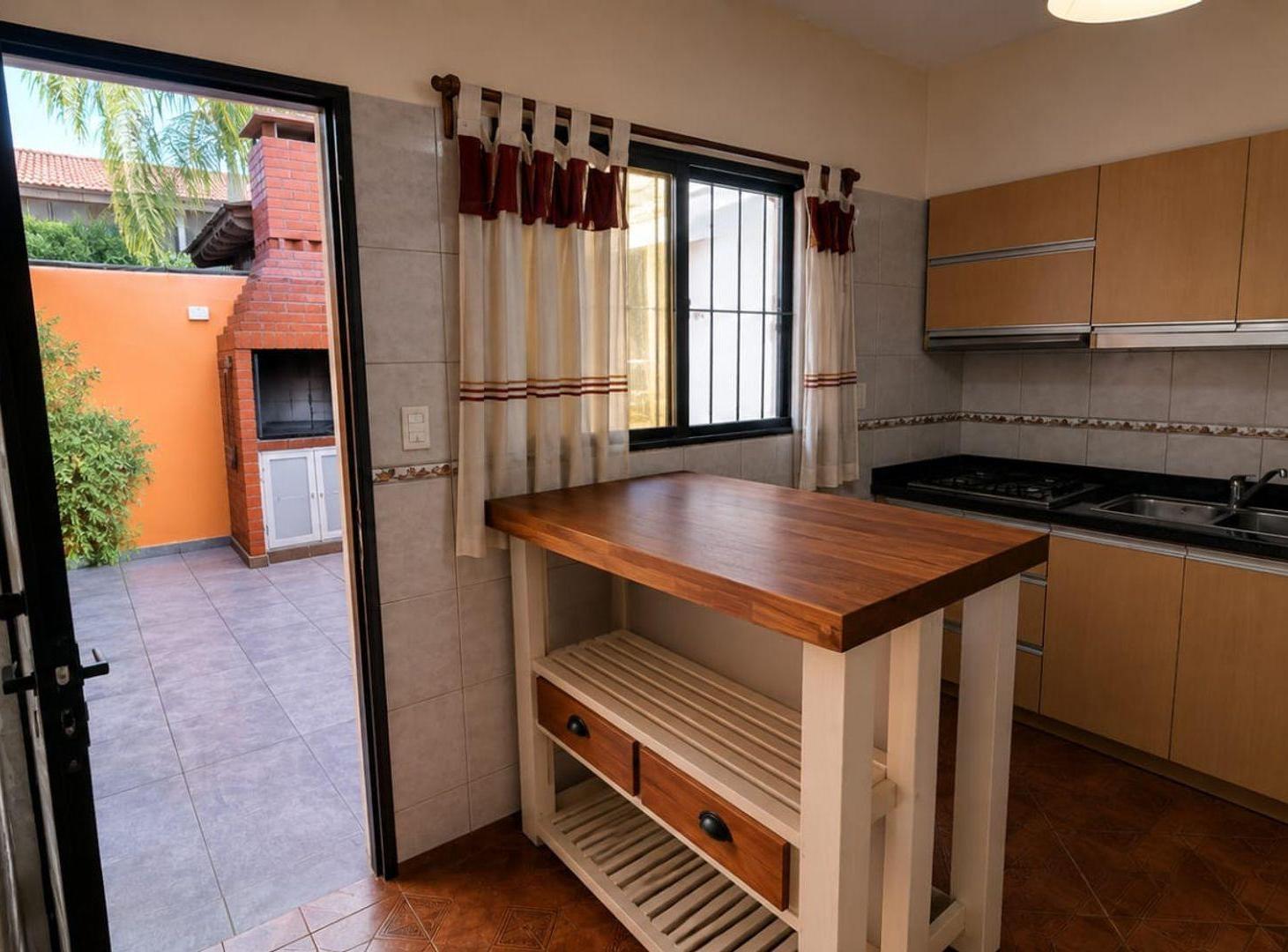 Foto de VENTA DUPLEX 3 AMB PATIO COCHERA MORON, imagen 5