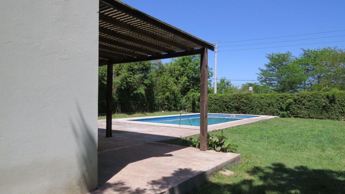 Foto de QUINTA EN VENTA CON QUINCHO Y PISCINA EN LA REJA, imagen 3