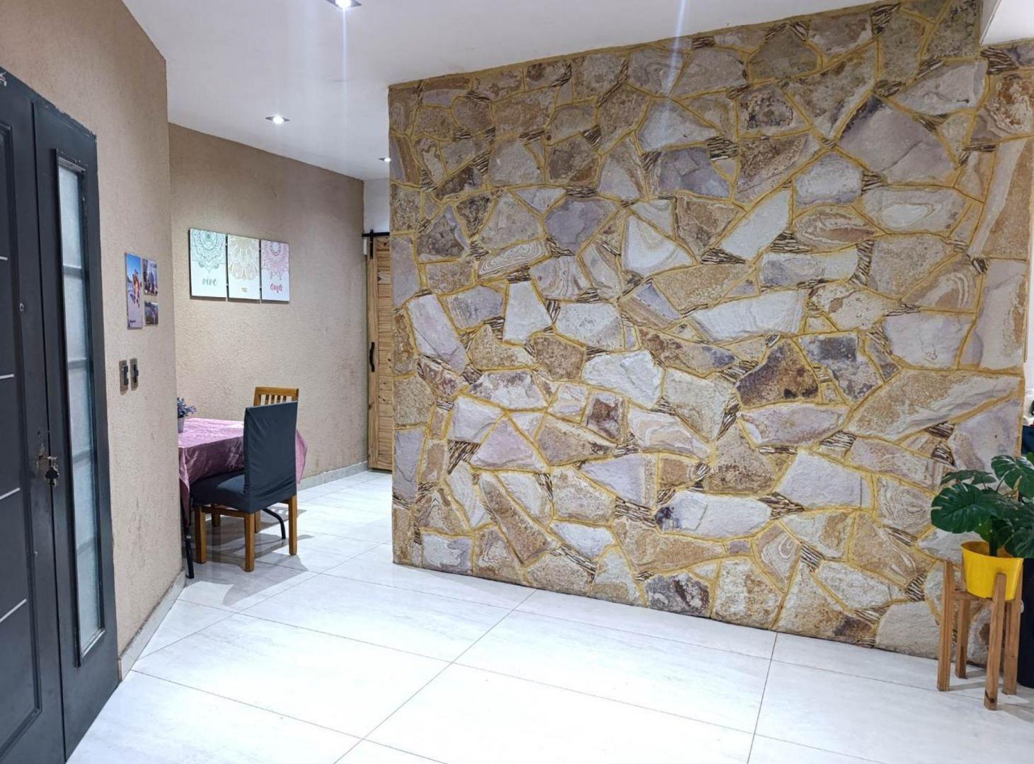 Foto de Casa en Venta 3 ambientes Villa Luzuriaga Patio, imagen 5