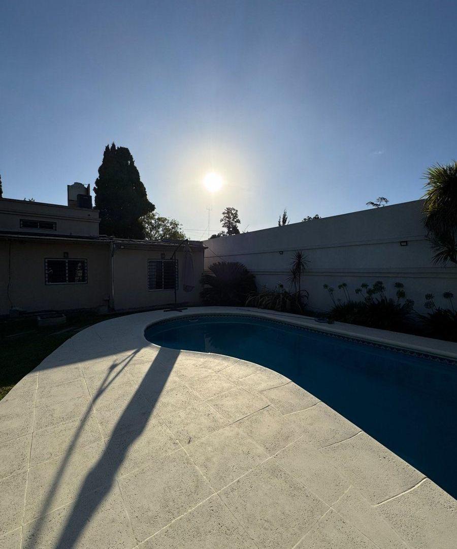Foto de VENTA CASA 5 AMBIENTES ITUZAINGO, imagen 2