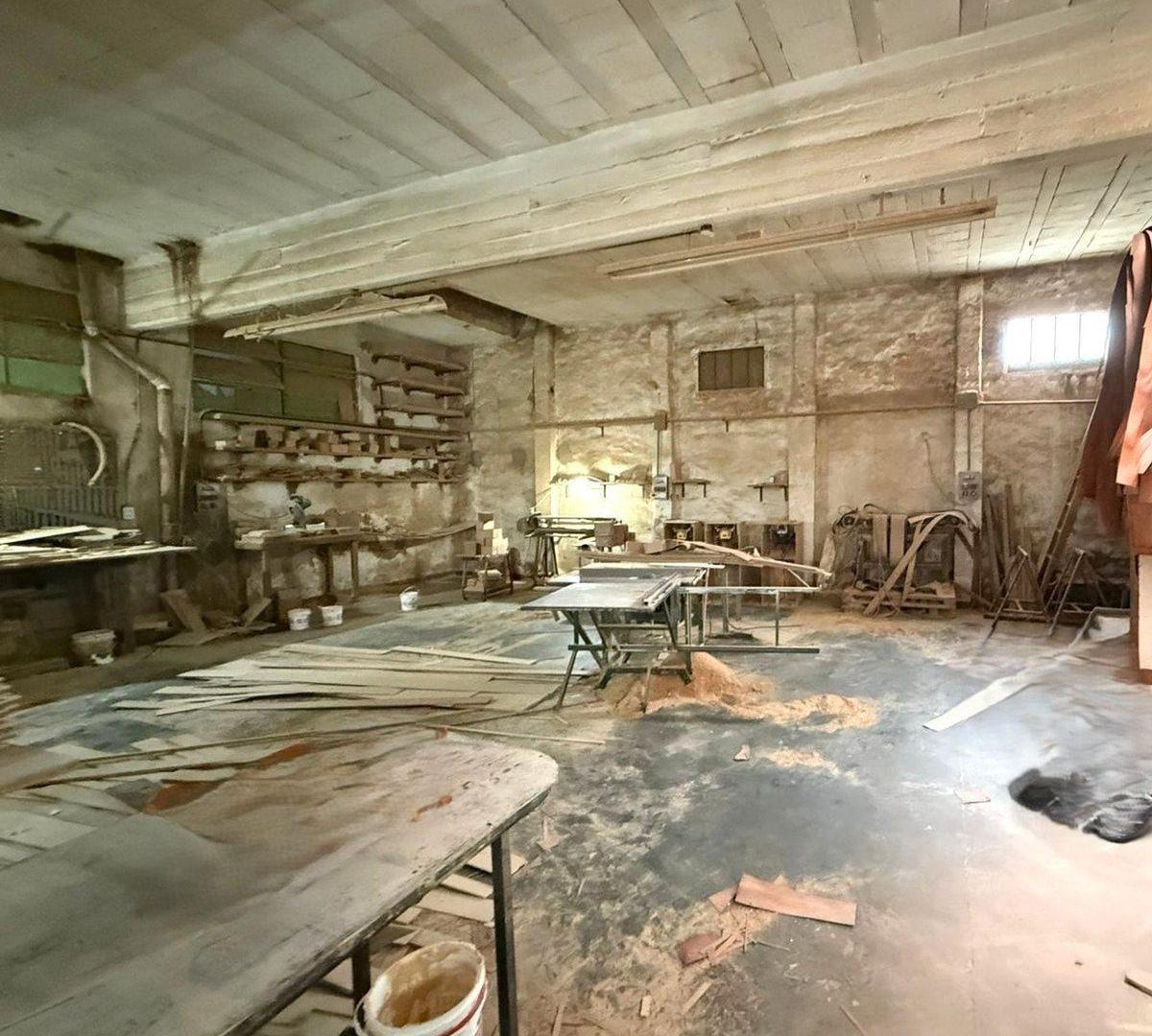 Foto de Casa en Venta 6 ambientes en Morón con Taller, imagen 1