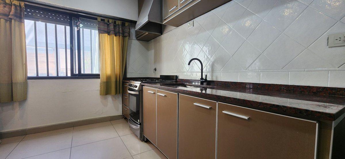 Foto de VENTA CASA TIPO PH CASTELAR APTO CREDITO, imagen 2