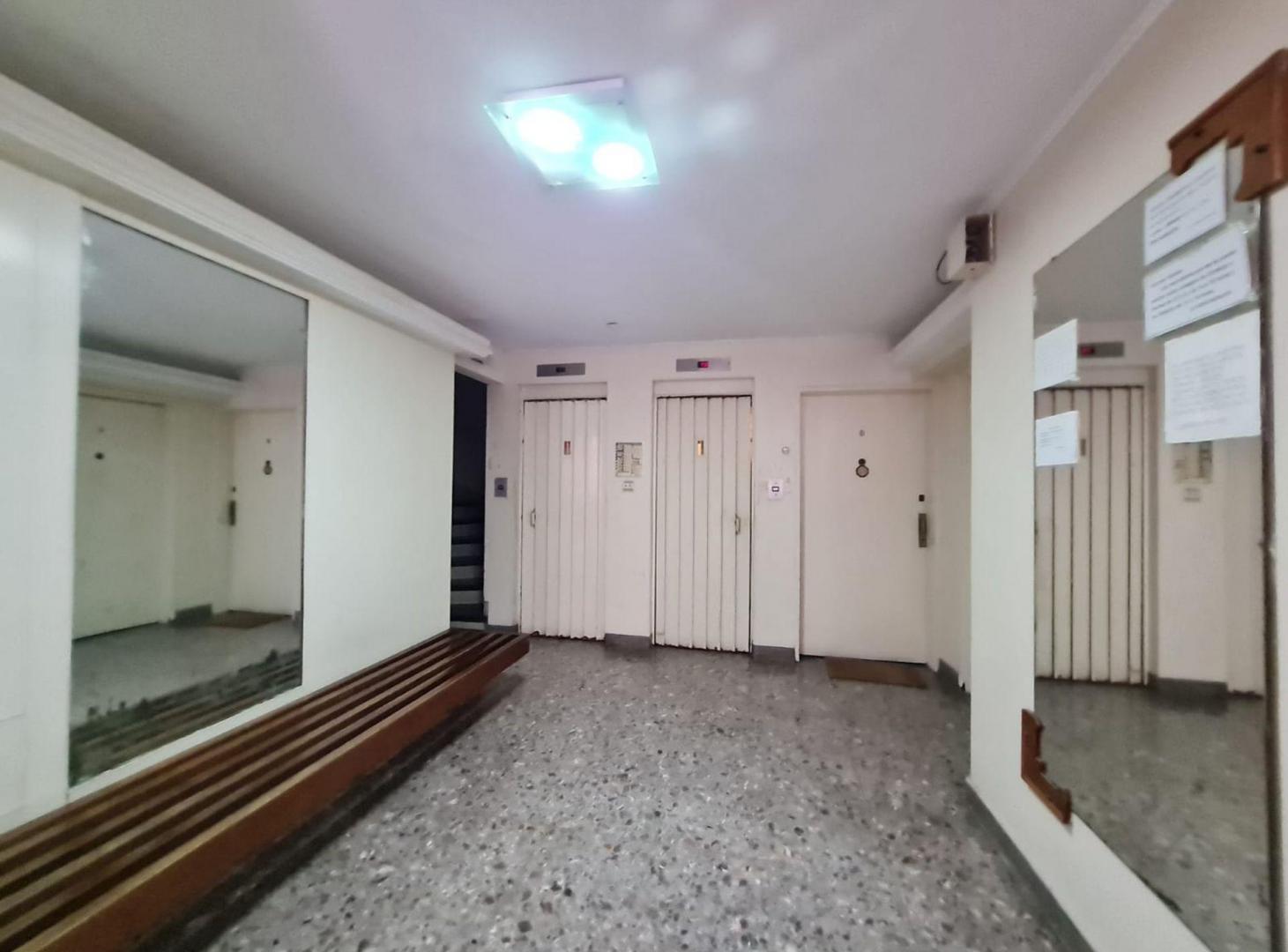 Foto de DEPARTAMENTO 3 AMB ALQUILER ALMAGRO BALCON AL FTE, imagen 4