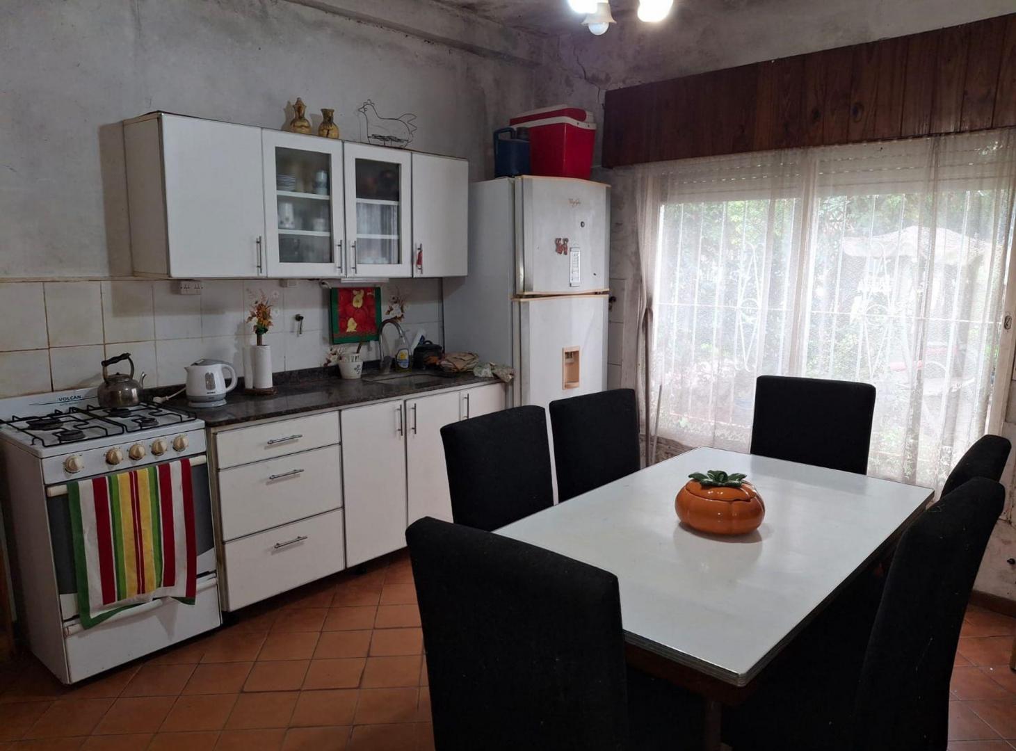 Foto de VENTA CASA 3 AMB A REFACCIONAR ITUZAINGO APTO CRED, imagen 3