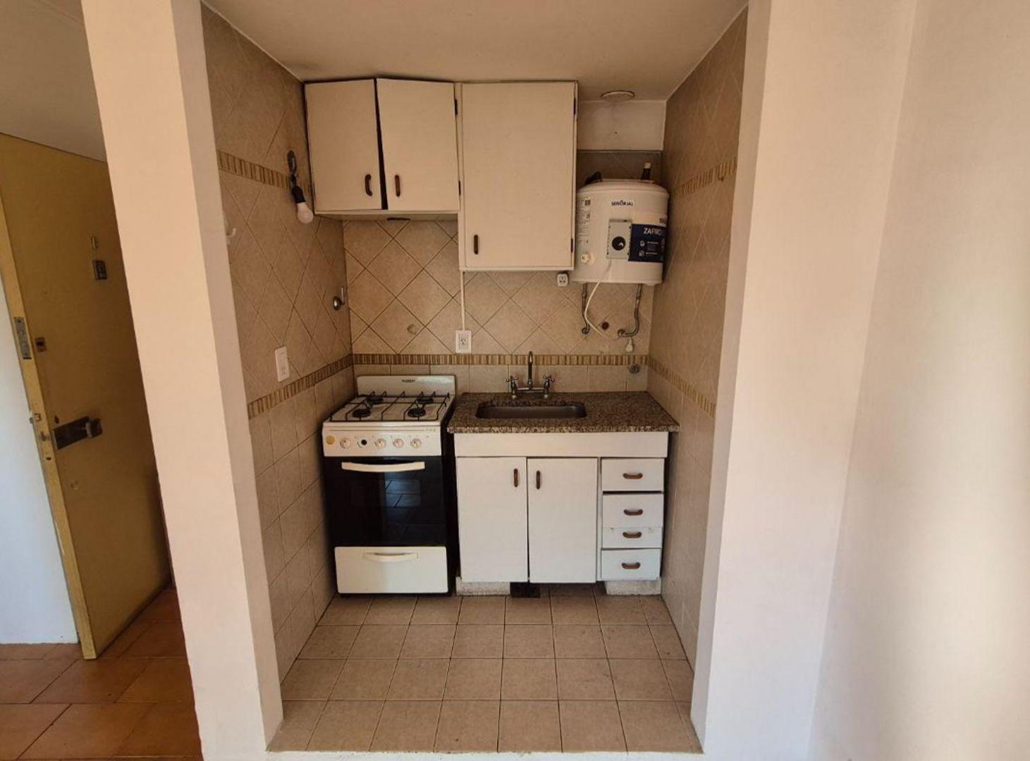 Foto de VENTA DEPARTAMENTO 2 AMB RAMOS MEJÍA, imagen 4