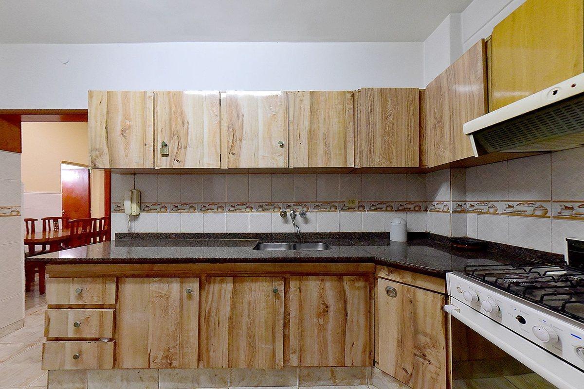 VENTA EN BLOQUE SAN JUSTO 4DEPARTAMENTOS+2LOCALES