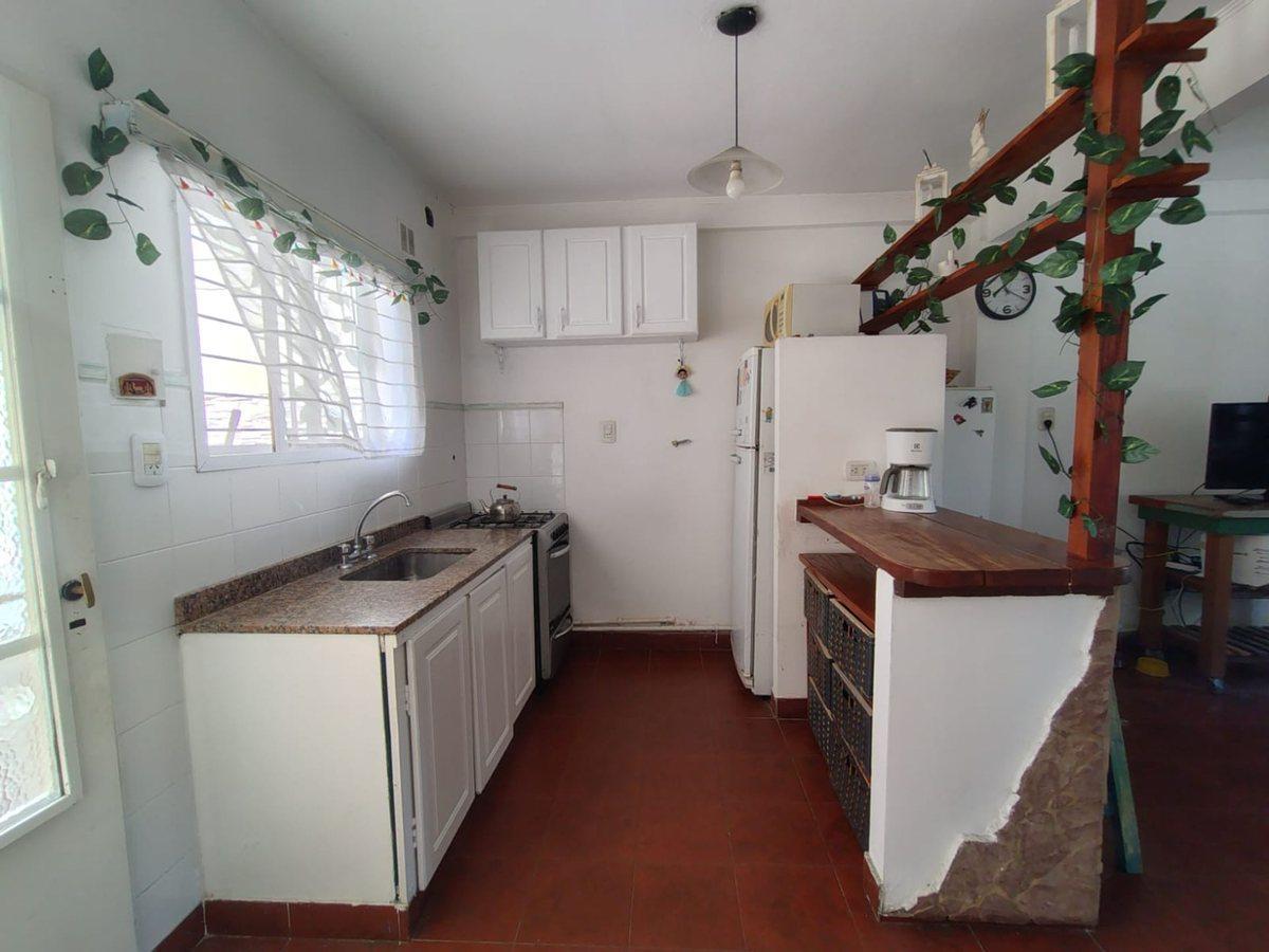 Foto de VENTA CASA 5 AMBIENTES C/COCHERA ITUZAINGO NORTE, imagen 1