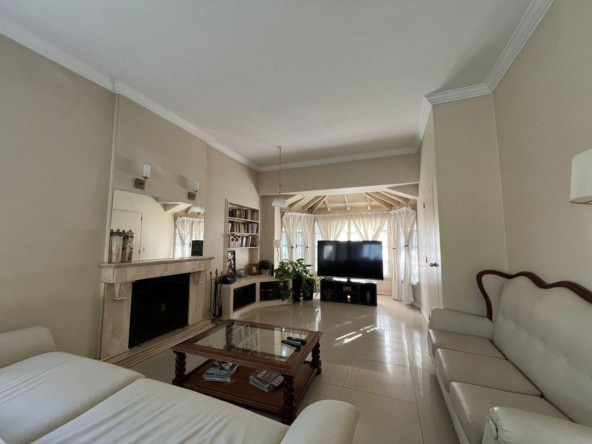 Foto de VENTA CASA 6 AMBIENTES 600 m2- CASTELAR NORTE, imagen 1