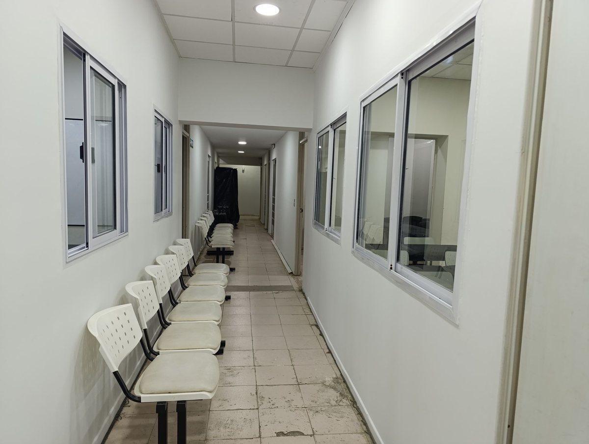 Foto de OFICINAS LOCAL EN VENTA EN MORÓN CENTRO CON SOTANO, imagen 2