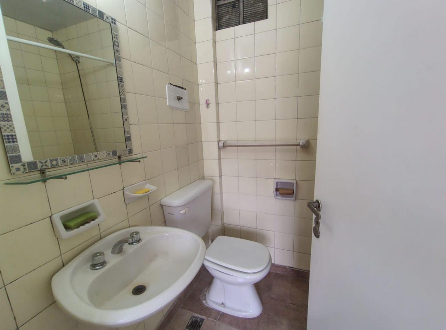 Foto de ALQUILER DEPARTAMENTO 2 AMBIENTES CENTRO MORON, imagen 3