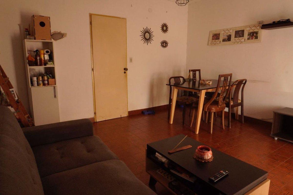 Foto de VENTA- CASA 4 AMB PILETA AMPLIA COCHERA SAN JUSTO, imagen 4