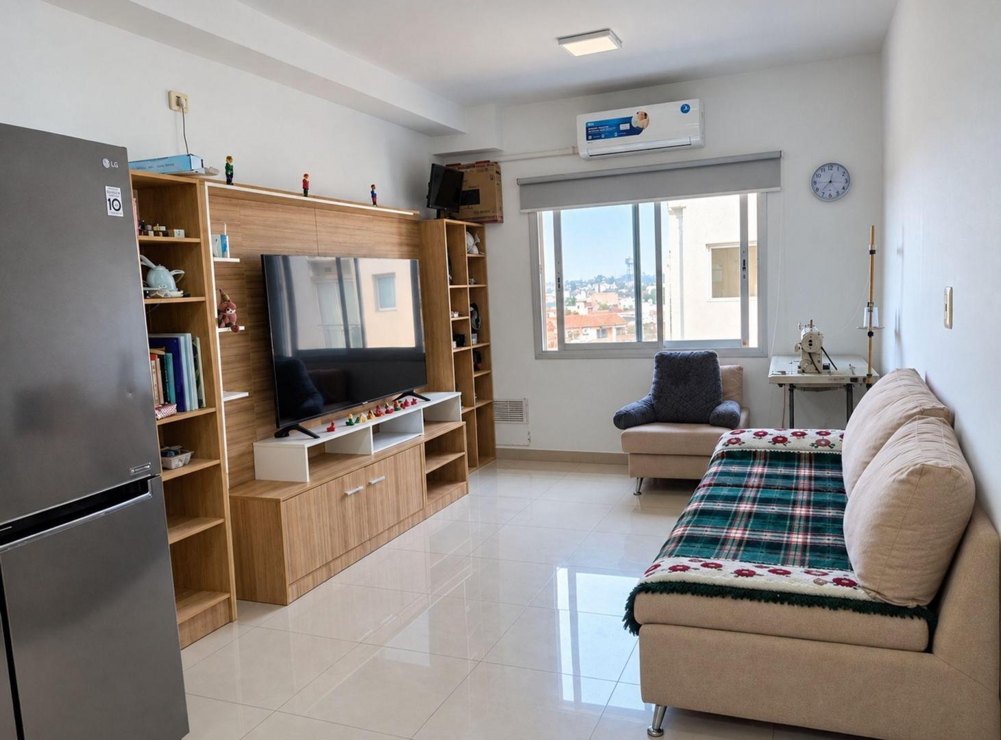 Foto de VENTA DEPARTAMENTO 2 AMB - CASTELAR CON COCHERA, imagen 5